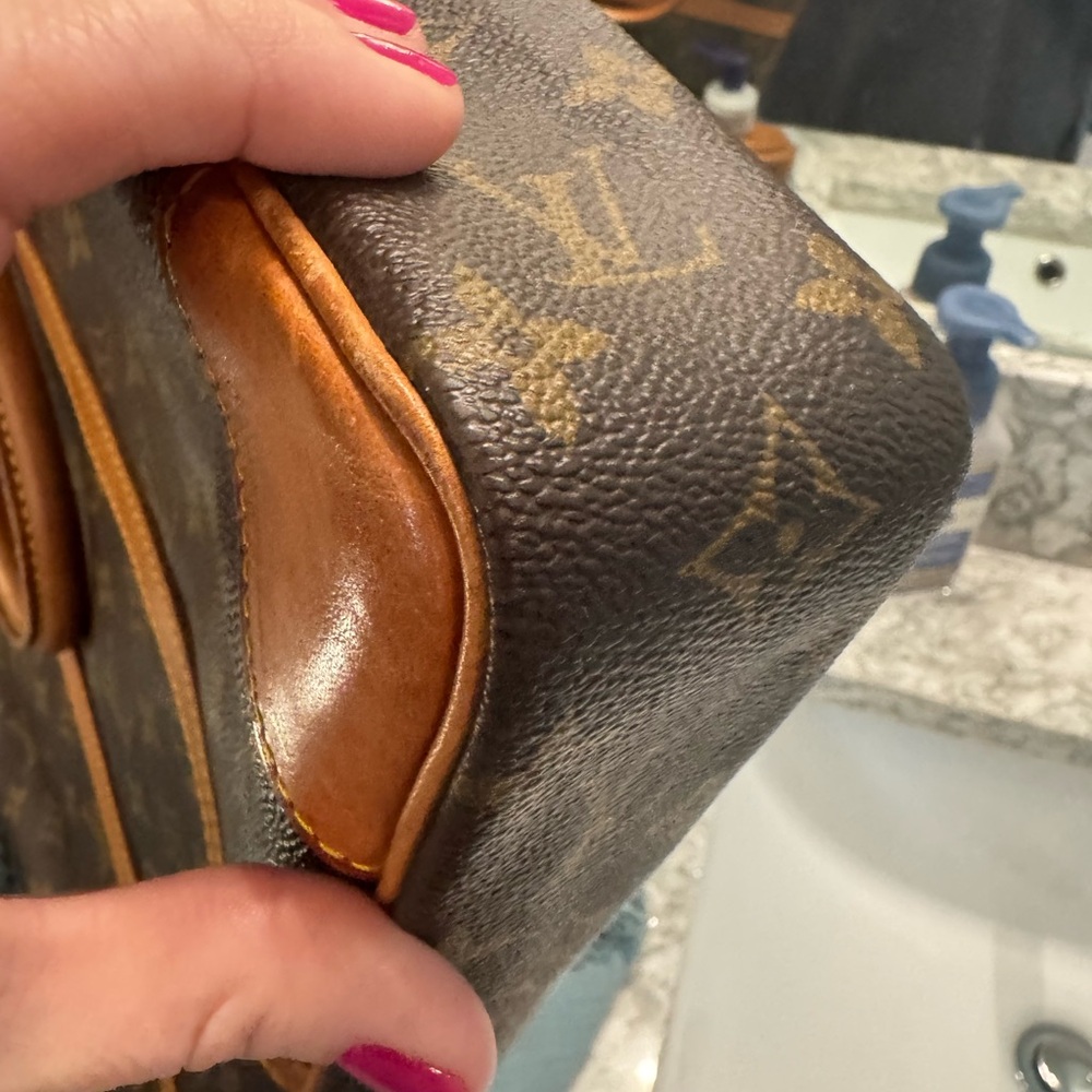 ๐ผ Louis Vuitton Monogram Briefcase ๐ผ - Picture 4 of 8